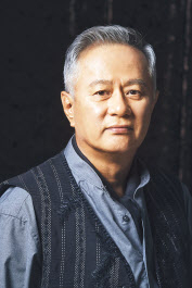 ‘더 드레서’ 송승환