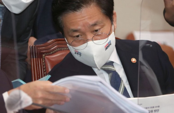 성윤모 산업부 장관[연합]