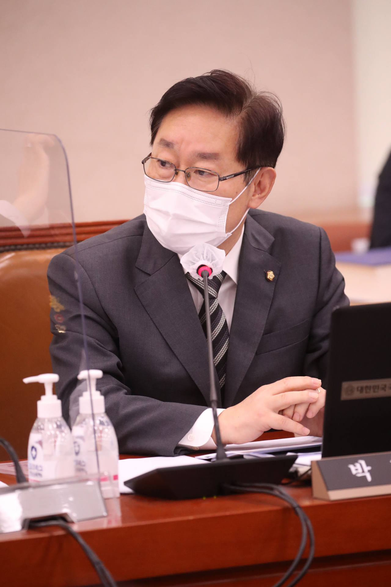 박범계 더불어민주당 의원이 22일 오전 서울 여의도 국회 법제사법위원회에서 열린 대검찰청 국정감사에서 발언하고 있다. [연합]