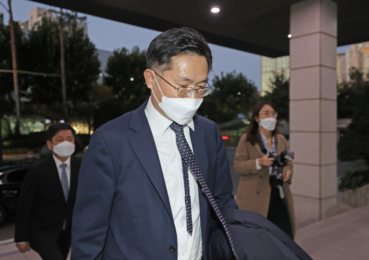 이정수 신임 서울남부지검장이 23일 오후 서울 양천구 남부지검 청사로 들어서고 있다. [연합]