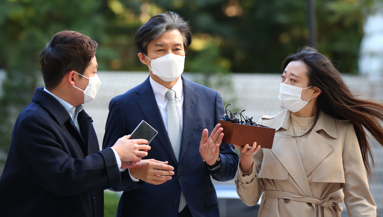 조국 '주권재검' 검찰비판에 진중권 