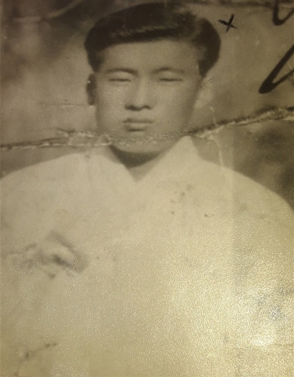 고 명한협 일병 결혼식 당시 사진.[사진=국방부]