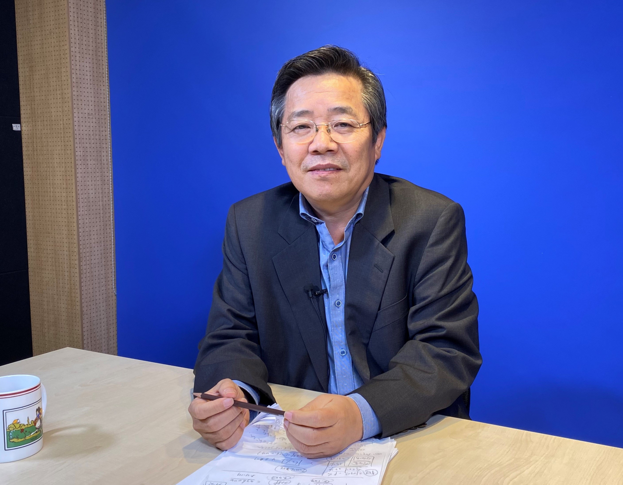 김헌동 경제정의실천시민연합 부동산건설개혁본부장이 26일 서울 종로구 동숭동 경실련 스튜디오에서 인터뷰를 하고 있다. 신주희 기자/ joohee@heraldcorp.com