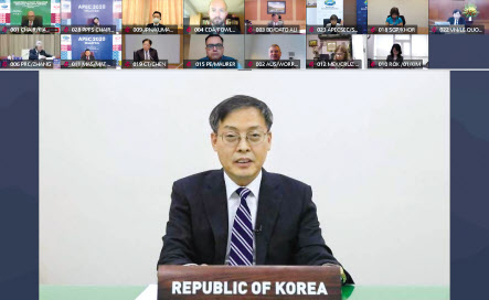 박병홍 농림축산식품부 식품산업정책실장이 APEC 영상 식량안보장관 정책대화에 한국대표로 참석, 발언하고 있다. [농식품부 제공]