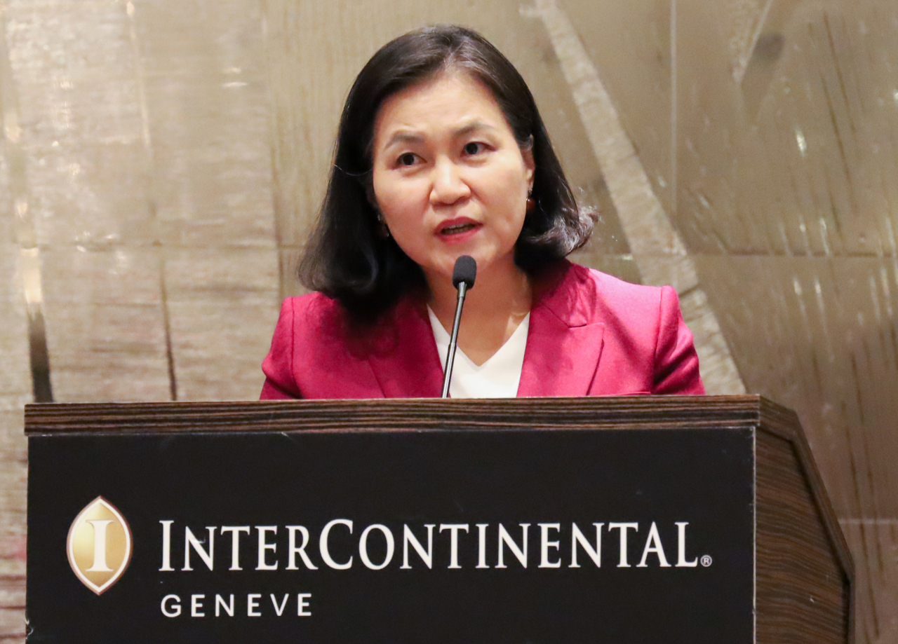 세계무역기구(WTO) 사무총장 선거 최종 라운드에 진출한 유명희 산업통상자원부 통상교섭본부장 [연합]