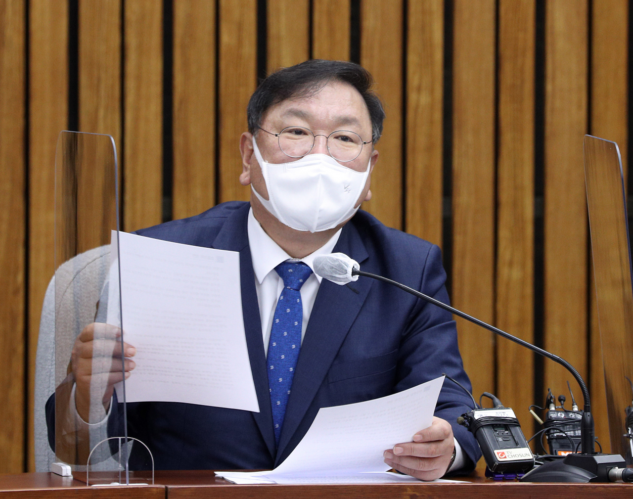 김태년 더불어민주당 원내대표가 5일 오전 서울 여의도 국회에서 열린 정책조정회의에서 발언하고 있다. [연합]