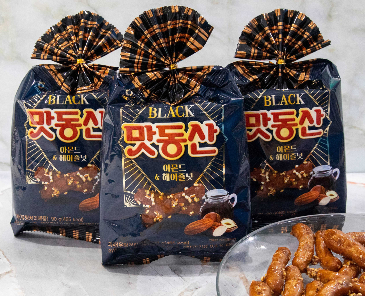 '맛동산 블랙' 제품 이미지 [제공=해태제과]