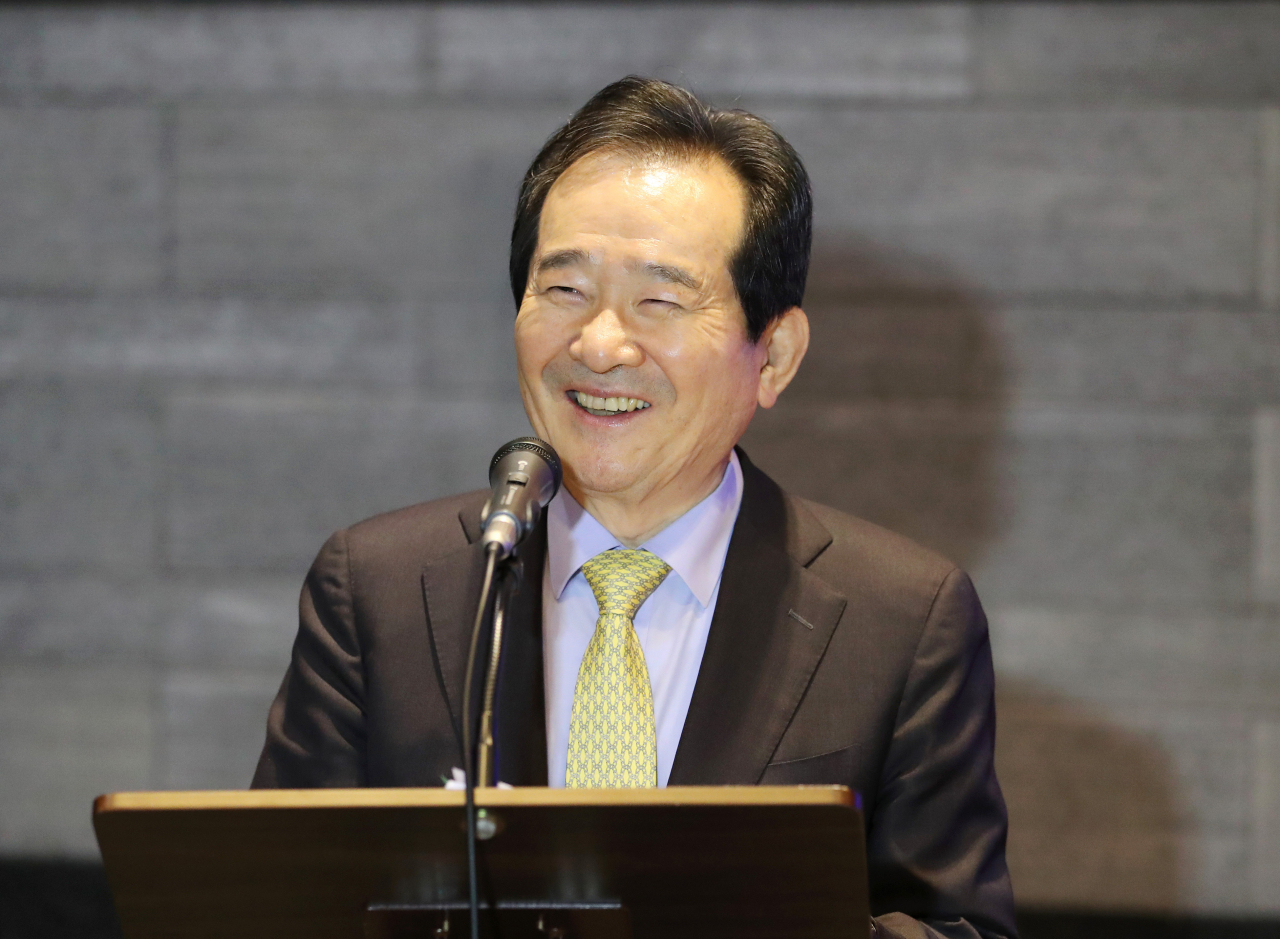 정세균 국무총리가 지난 10일 세종시 세종공관에서 열린 취임 300일 출입기자단 간담회에서 인사말하고 있다. [연합]