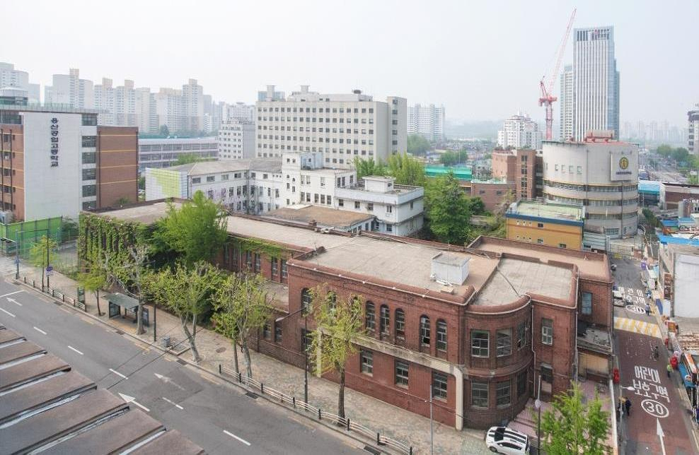 근현대사박물관 조성을 추진 중인 옛 용산철도병원 전경. [용산구 제공]