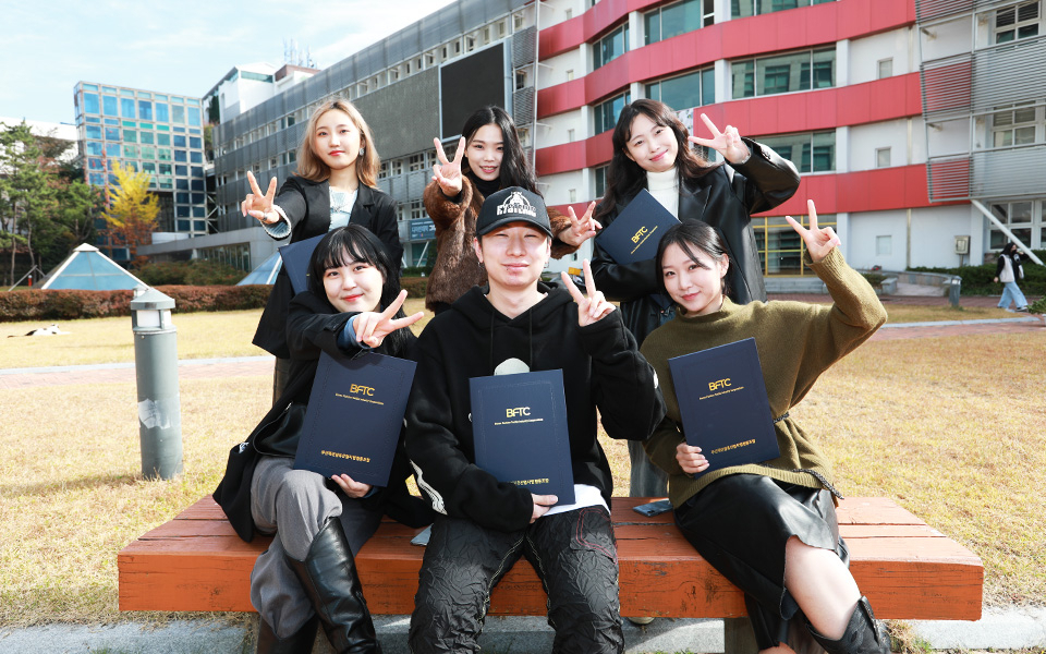 동서대학교 패션디자인학과 학생들 모습 [동서대 제공]