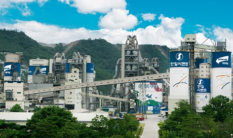 충북 단양의 한 시멘트공장. [업계 제공]