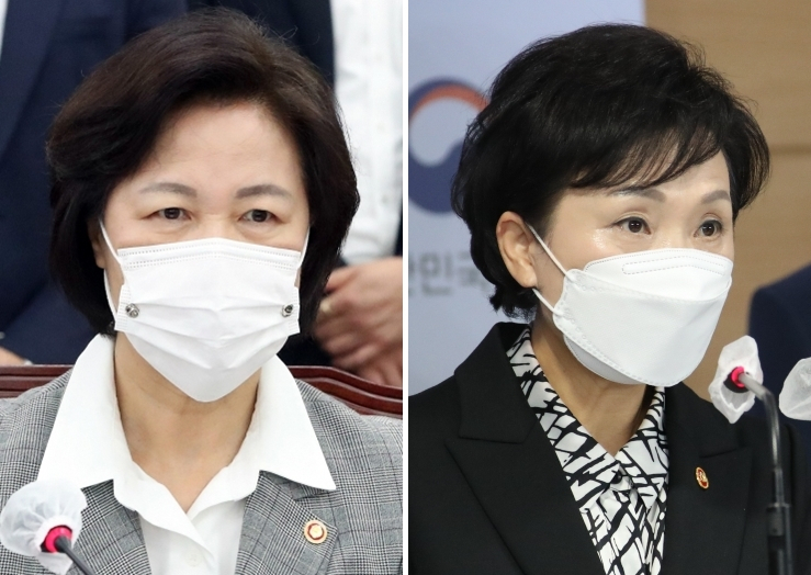추미애 법무부 장관(왼쪽)과 김현미 국토교통부 장관. [연합]