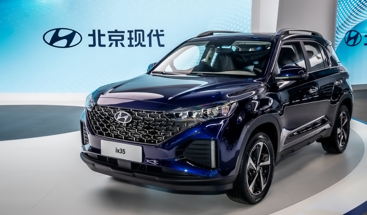중국에서 처음 공개된 중국 전략형 중형 SUV ix35의 페이스리프트 모델. [현대차 제공]
