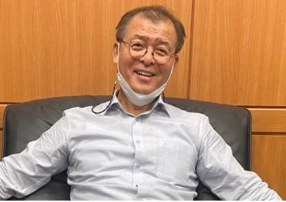지난 11월 18일 정성웅 금융감독원 부원장보가 헤럴드경제와의 인터뷰에서 환하게 웃고 있다. 정 부원장보는 금감원 후배들에게 ‘금융사들과 만나는 것을 어려워 하지 말라’고 조언했다. [사진=홍석희 기자]