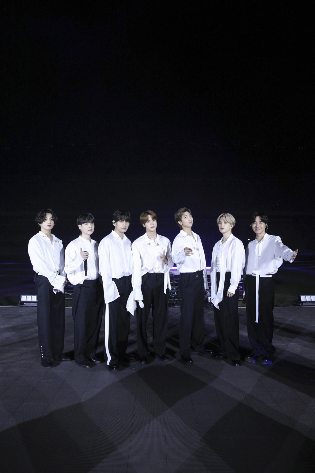 방탄소년단(BTS)이 올해에도 미국 3대 음악 시상식 중 하나인 ‘아메리칸 뮤직 어워즈’(AMAs)에서 2관왕을 달성했다. [빅히트 엔터테인먼트 제공]