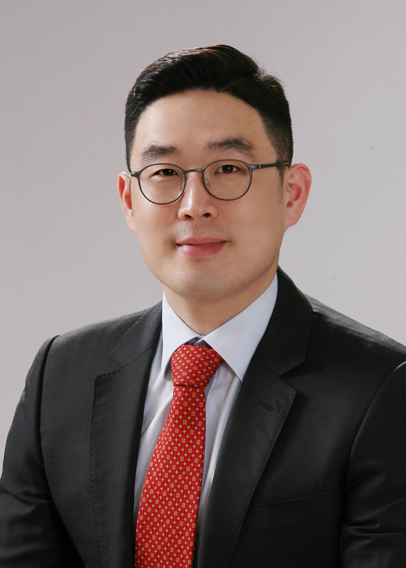 구자엽 LS전선 회장의 장남 구본규 LS엠트론 부사장(41)이 연말 정기인사에서 새 CEO로 선임됐다. [LS 제공]