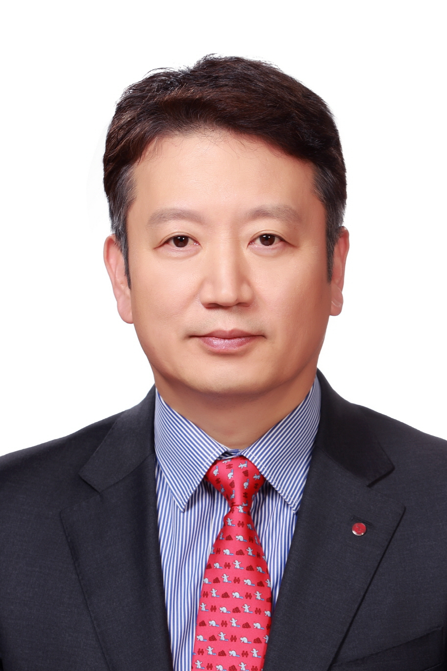 손지웅 LG화학 생명과학사업본부장이 2021년 정기 임원인사를 통해 사장으로 승진했다.