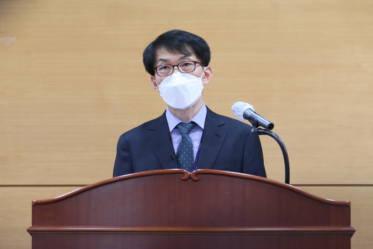 박성빈 한국은행 국민계정부장이 1일 서울 중구 한은 소공별관에서 열린 2020년 3/4분기 국민소득(잠정) 설명회에서 발표하고 있다. [사진제공 한은]