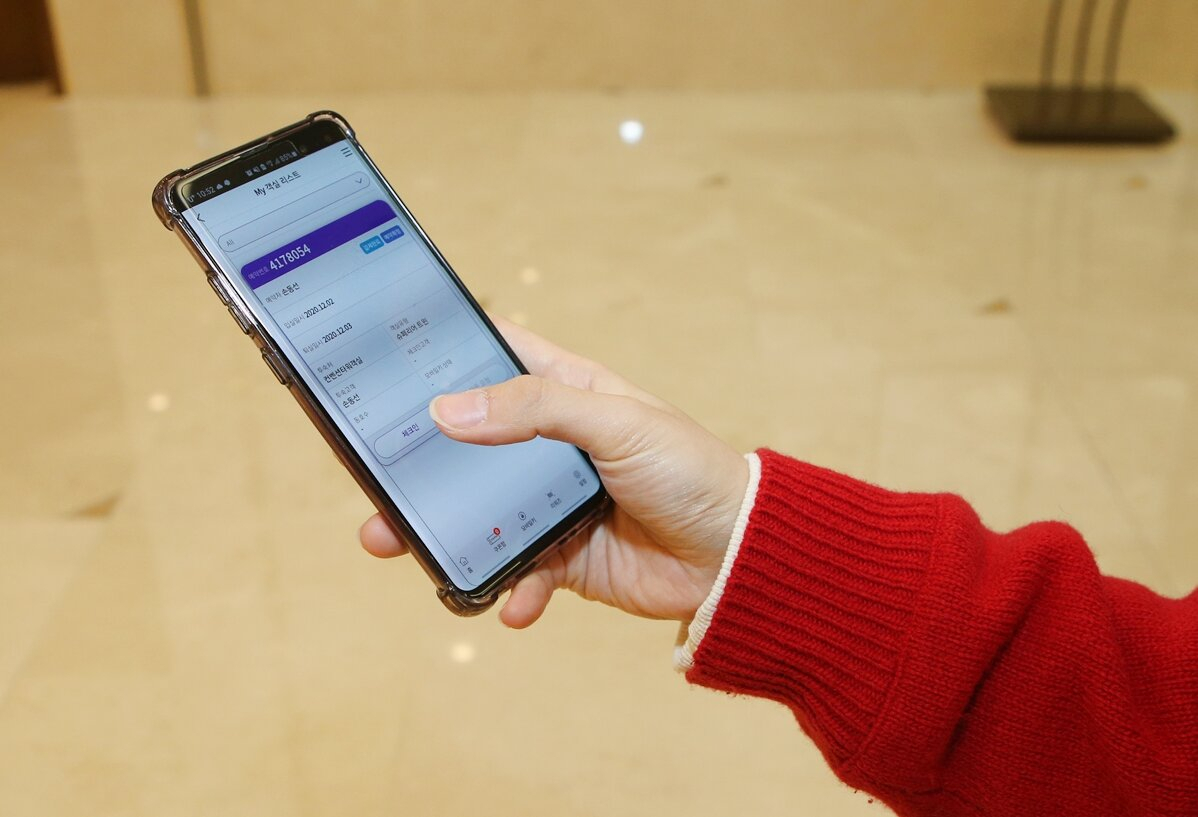 하이원 리조트가 2일부터 본격적으로 모바일 앱을 통한 스마트 체크인 서비스를 선보인다.