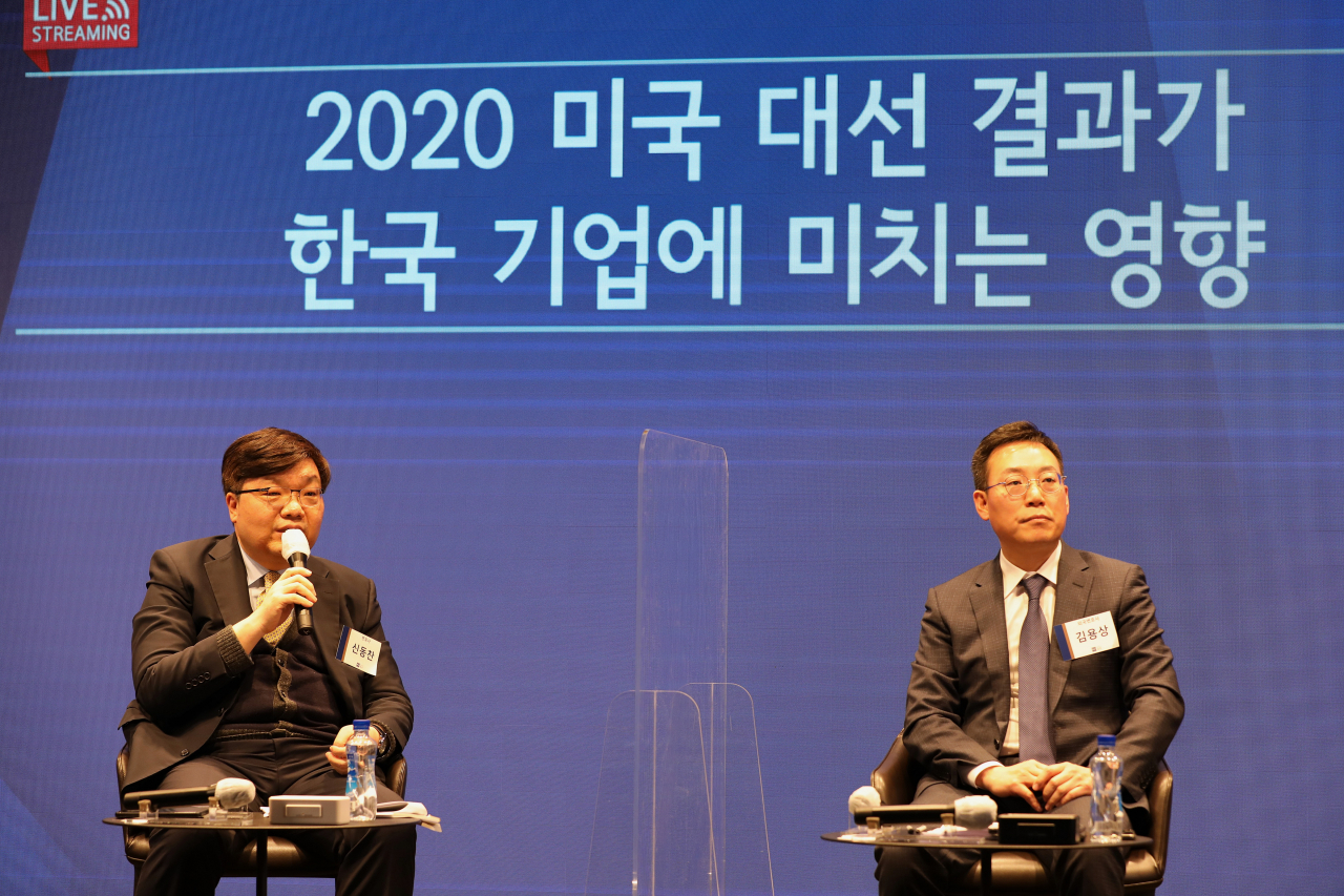 법무법인 율촌의 신동찬 변호사(왼쪽)와 김용상 미국변호사(오른쪽)