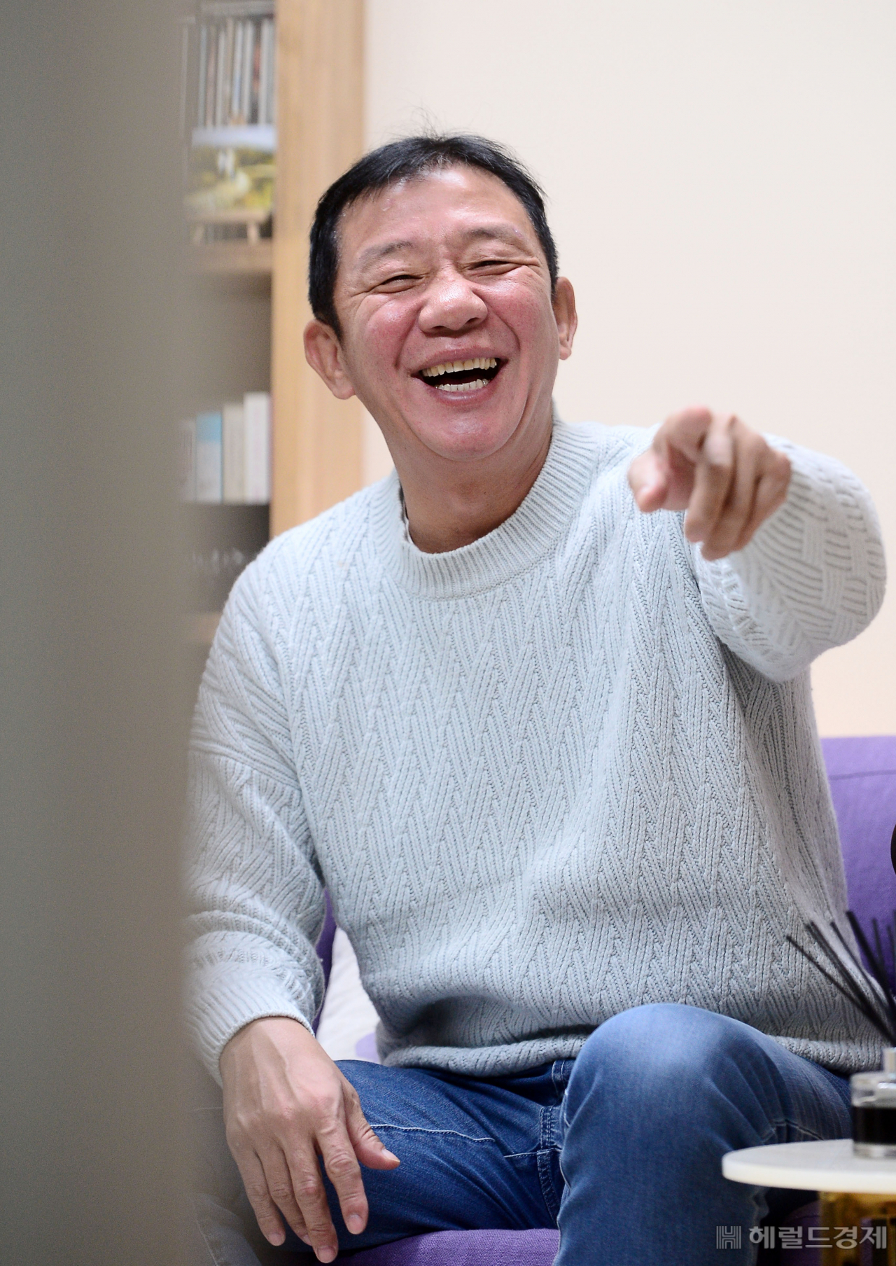허재는 "방송일은은 경험하지 못했던 새로운 세상이고 지금 나에게 활력소가 되어준다"고 말한다.