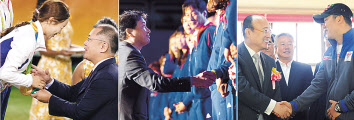 현대자동차(정의선 회장), SK(최태원 회장), 한화갤러리아(김승연 한화 회장) 그룹 회장이 후원 종목 선수들을 격려하는 모습(왼쪽부터). [문체부 제공]