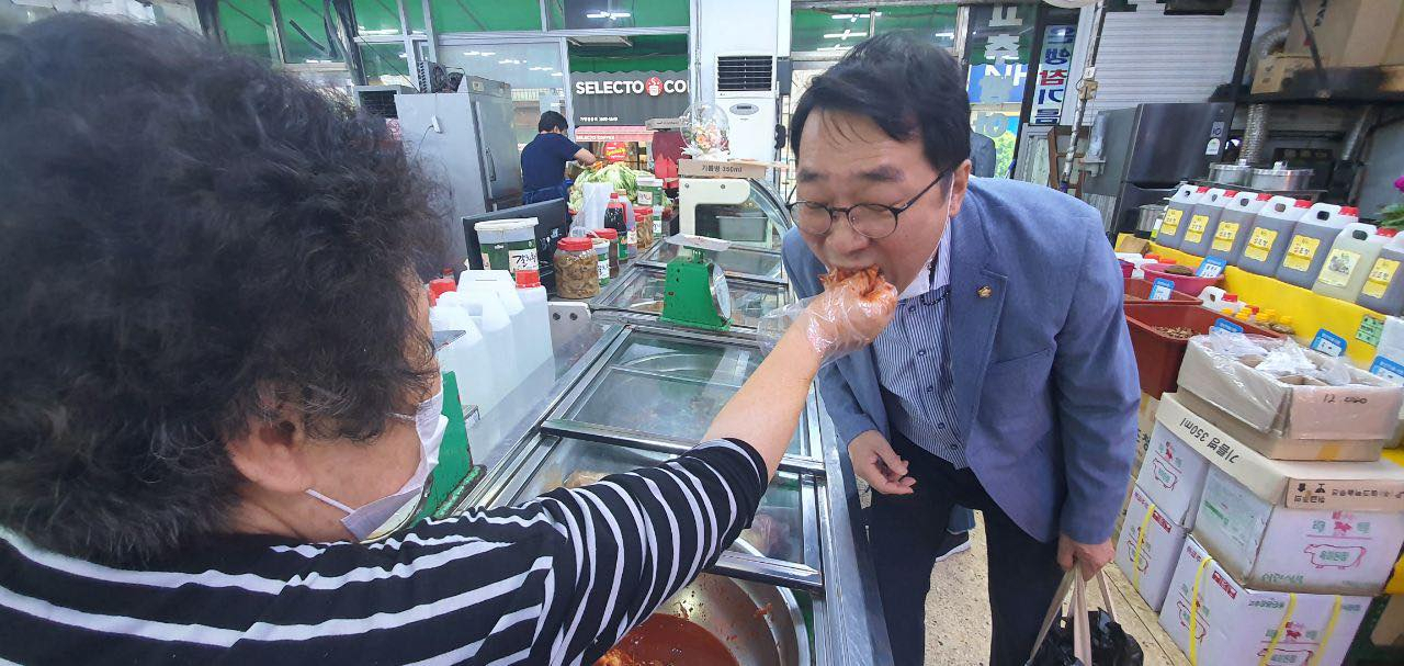 윤영찬 국회의원 페북 캡처.