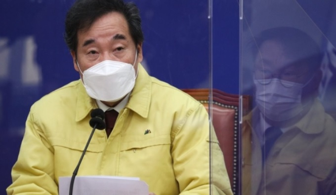 더불어민주당 이낙연 대표가16일 오전 서울 여의도 국회에서 열린 최고위원회의에서 발언하고 있다. [연합]