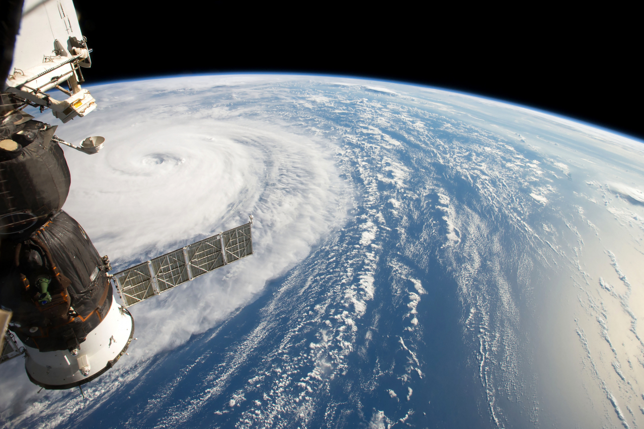 우주정거장에서 바라본 태풍의 모습.[NASA 제공]