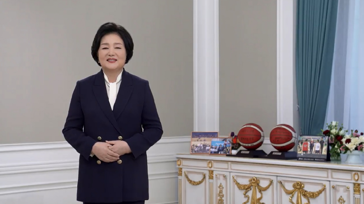 김정숙 여사가 18일 '2020 한국휠체어농구연맹(KWBL) 휠체어농구리그' 시상식 영상 축사를 하고 있다. 축사 동영상 캡처[청와대 제공]
