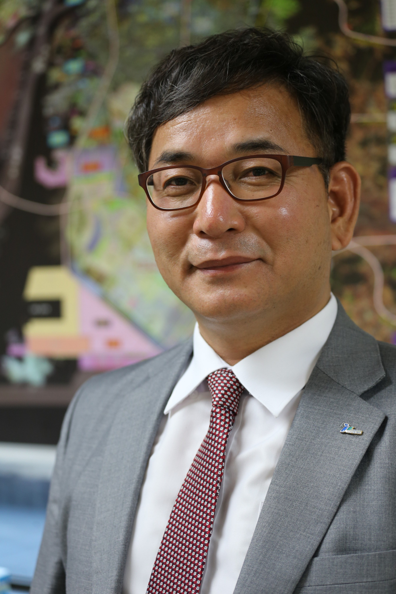 제15회 인천광역시 물류발전대상 ‘개인 및 단체 부문' 본상 수상자 김종길 인천항만공사 기획조정실장.