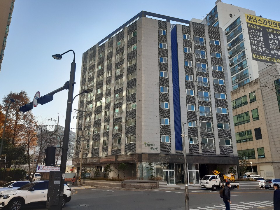 경기도 수원시 장안구 송죽동의 중형 공공전세주택 외부. [한국토지주택공사(LH) 제공]