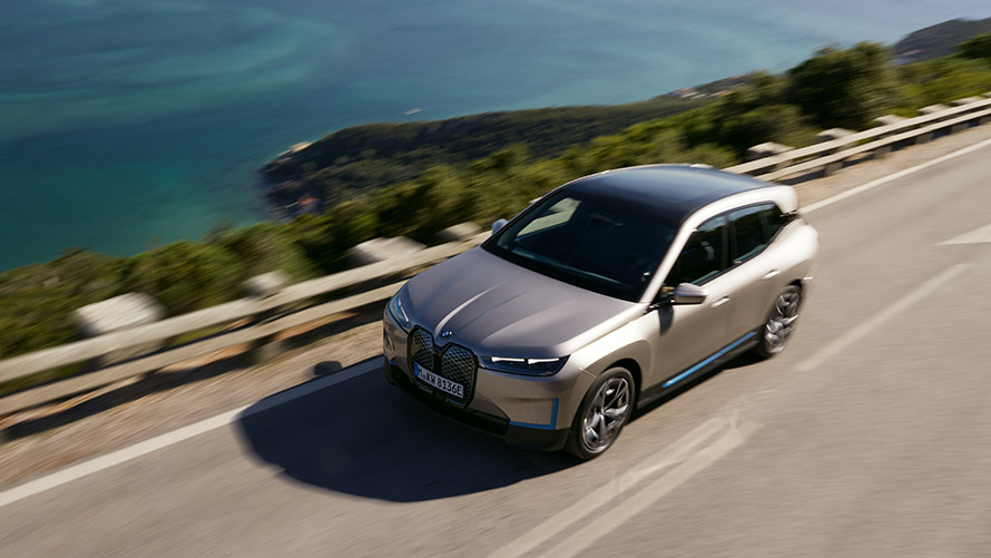 BMW가 오는 2023년까지 전기차 비중을 20%까지 끌어올릴 예정이다. BMW 순수 전기차 THE iX [BMW코리아 제공]