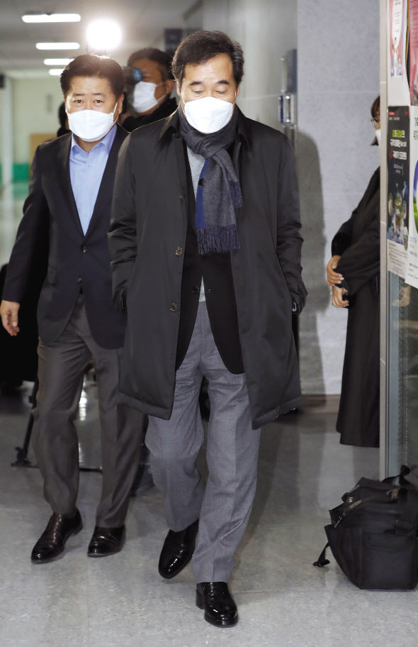 새 전쟁 준비하는 ‘巨與사령탑’ 이낙연