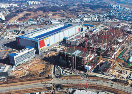 경기도 평택시 고덕국제화도시에 있는 삼성전자 평택 반도체 단지 전경. [삼성전자 제공]