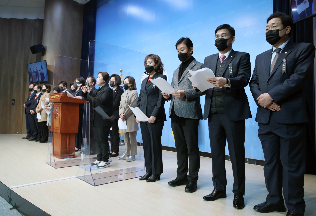 전주혜, 이주환 등 국민의힘 초선의원들의 모습. 사진은 4일 기자회견과는 무관. [연합뉴스]