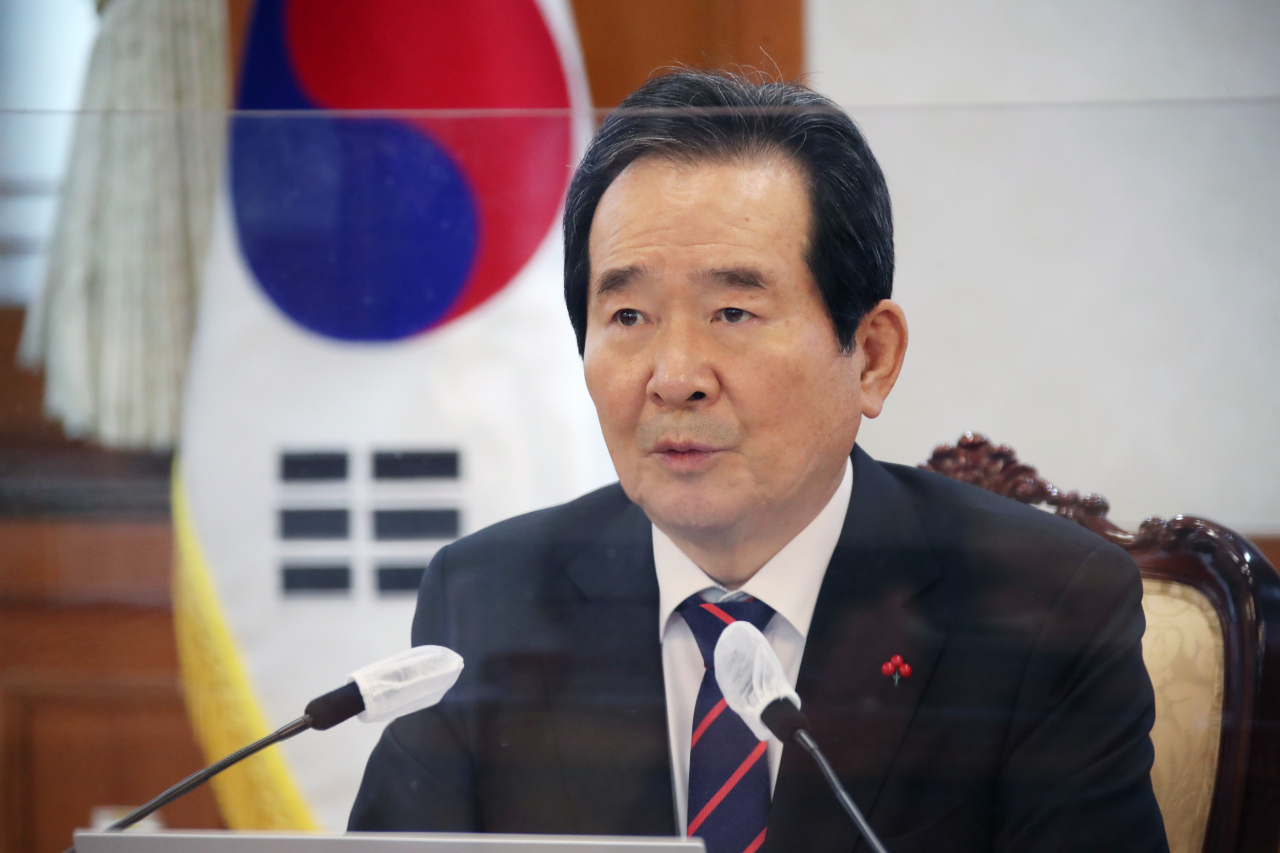 정세균 국무총리가 5일 정부서울청사에서 부모의 학대로 16개월 입양아가 사망한 '정인이' 사건과 관련해 긴급 사회관계장관회의를 주재하고 있다. ［연합］