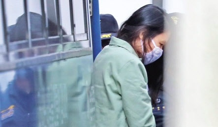 고유정은 의붓아들을 살해한 혐의에 대해서는 증거 부족으로 무죄를 선고받았다. [연합]