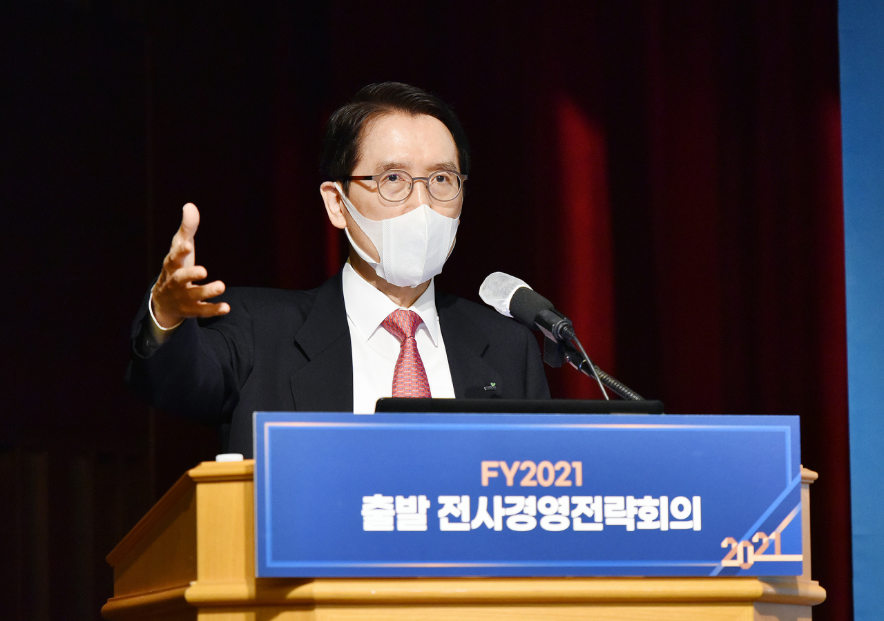 신창재 교보생명 회장