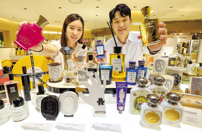 현대백화점 압구정점 향수 전문 매장 ‘쟈뎅 드 프레그런스(Jardin de fragrance)’. [현대백화점 제공]