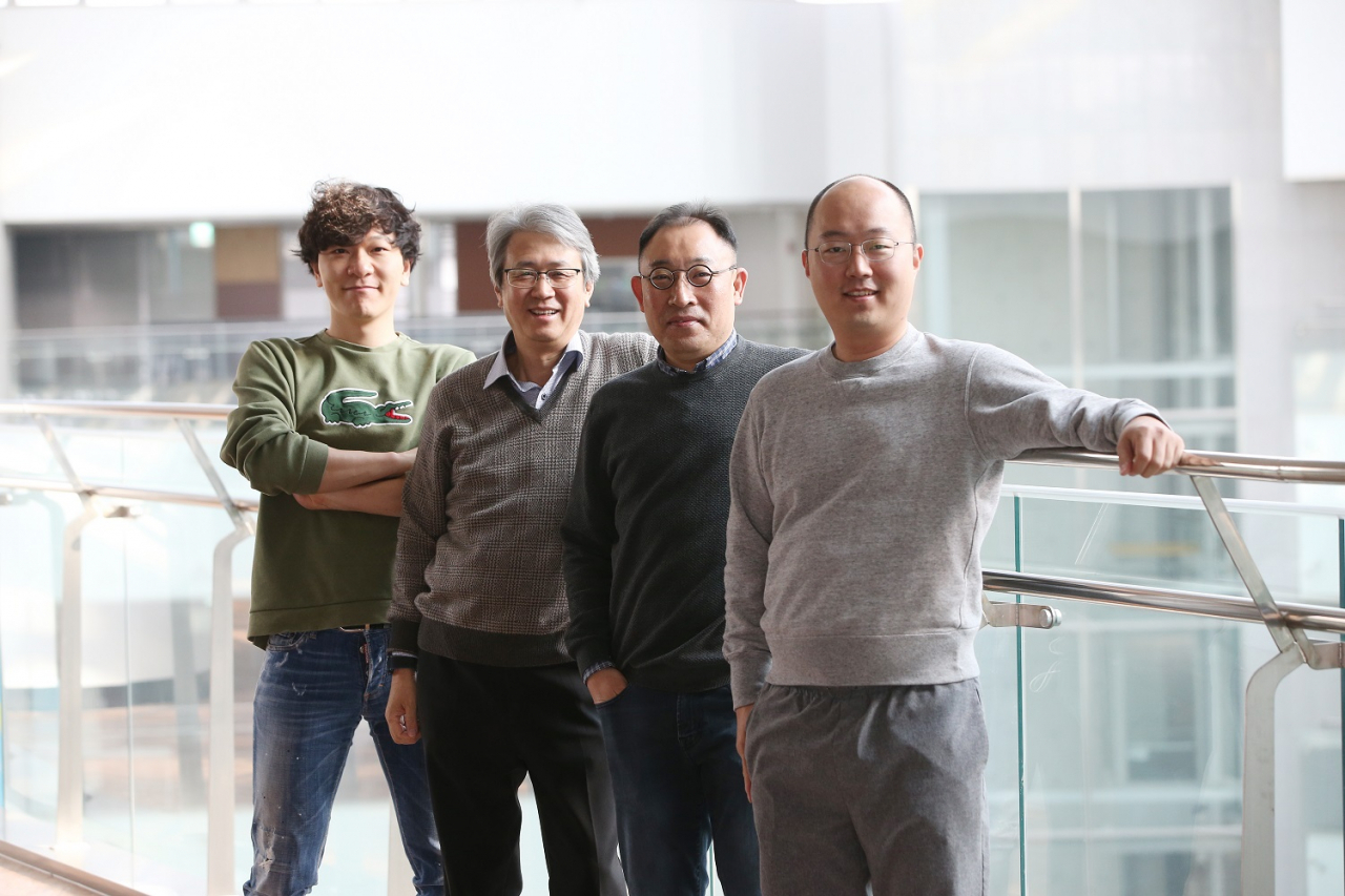 왼쪽부터 이겨례 박사, 김도경 교수, 이상민 교수, 박용근 교수.[KAIST 제공]