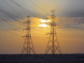 사우디 쿠라야 발전소 연계 Part1 380KV 송전선로 공사(유사공사). [현대건설 제공]