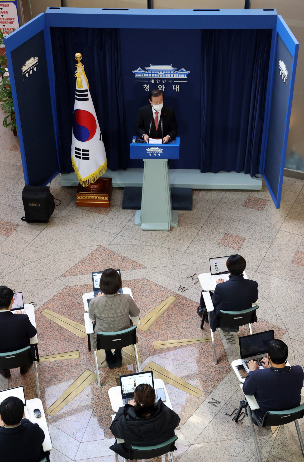 정만호 국민소통수석이 20일 청와대 춘추관에서 장관인사발표 브리핑을 하고 있다. [연합]