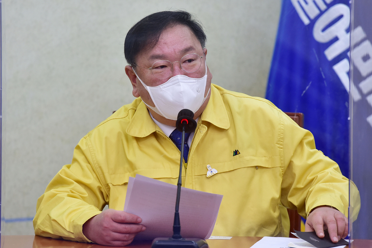 김태년 더불어민주당 원내대표가 20일 오전 국회에서 열린 최고위원회의에서 발언하고 있다. [연합]