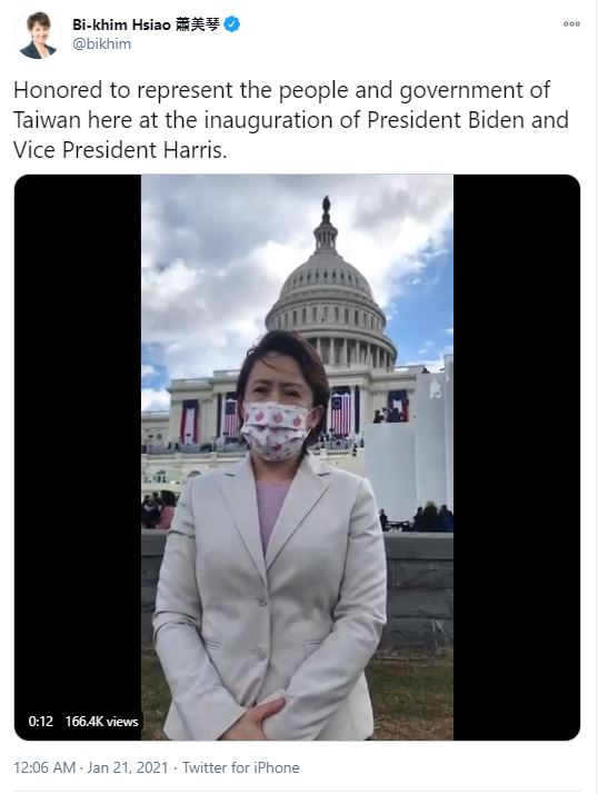 샤오메이친(蕭美琴) 주미 대만 대표가 20일(현지시간) 조 바이든 미국 대통령 취임식에 참석한 소감을 담은 영상을 트위터에 올렸다. [샤오메이친 트위터 캡쳐]