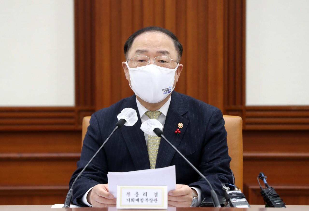 Deputy Prime Minister and Finance Minister Hong Nam-ki (Yonhap)