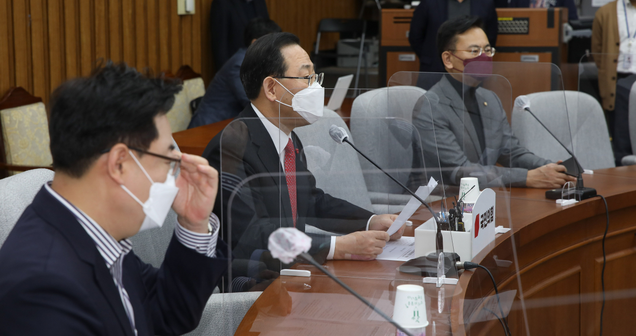 주호영 국민의힘 원내대표가 22일 국회에서 열린 원내대표단회의에서 발언하고 있다. [헤럴드경제=이상섭 기자]