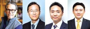 왼쪽부터 로날드 에반스, 구본권, 김진홍, 유창훈 교수.