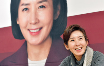 4월 서울시장 보궐선거에 출마하는 나경원 전 국민의힘 의원이 28일 서울 영등포구에 있는 자신의 사무실에서 헤럴드경제와 인터뷰를 하고 있다. 이상섭 기자