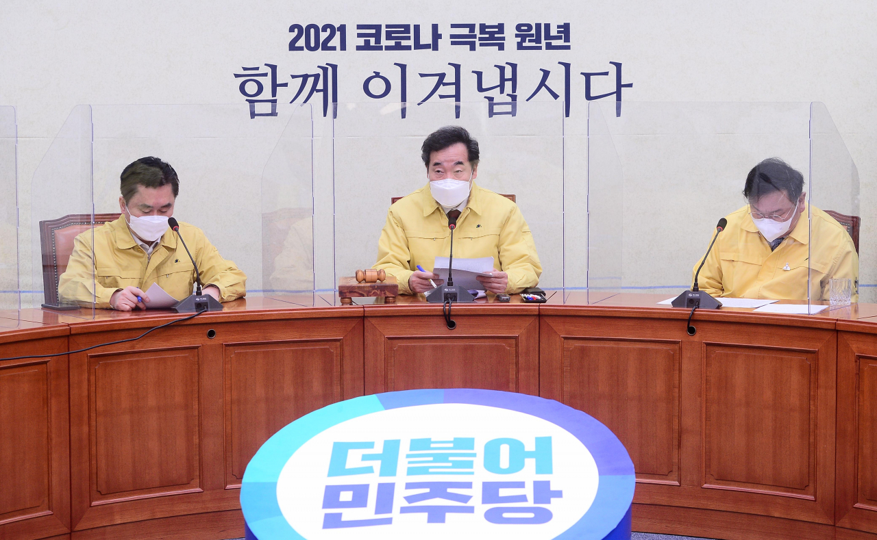 더불어민주당 이낙연 대표가 지난 27일 서울 여의도 국회에서 열린 최고위원회의에서 발언하고 있다. [연합]